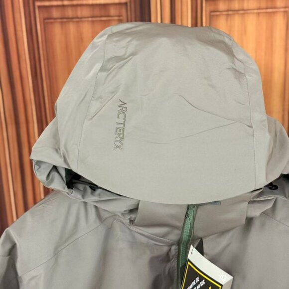 Arc'teryx Hooded Hardshell Down Jacket/Windbreaker, Misty Green, Size L - Picture 6 of 9
